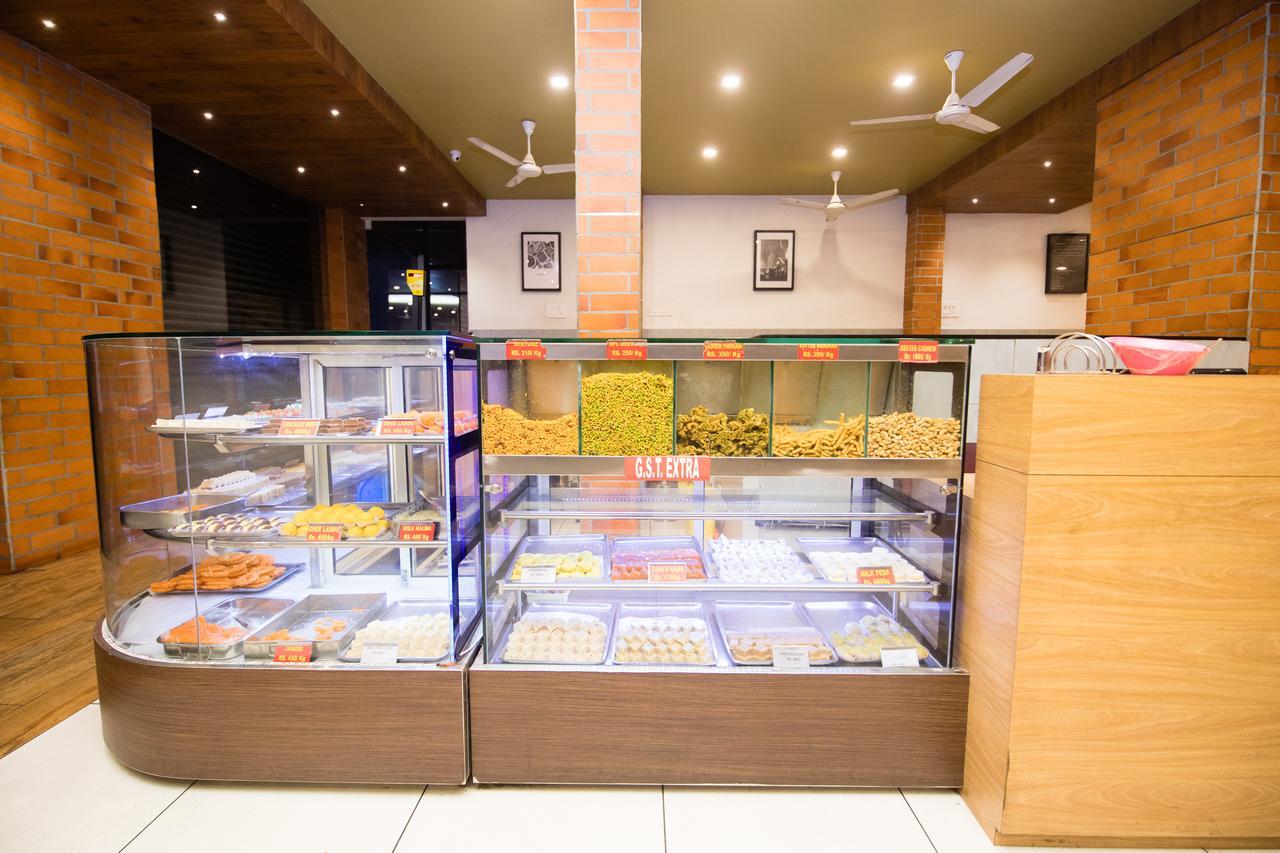 Hotel Kapilavasthu Palakkad Ngoại thất bức ảnh