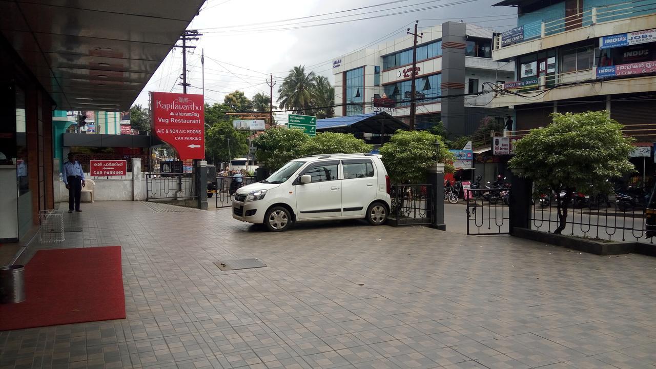 Hotel Kapilavasthu Palakkad Ngoại thất bức ảnh